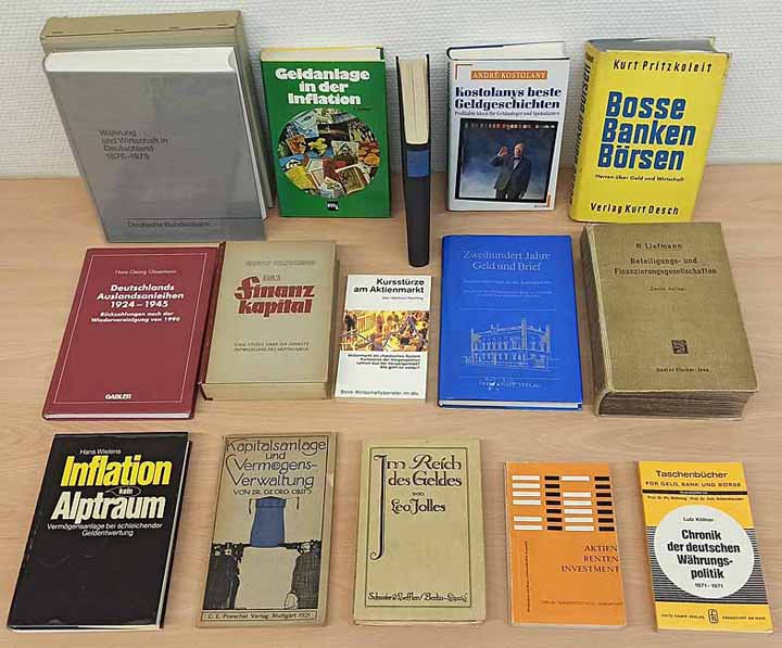 Literaturkonvolut Hesselmann „Finanzmarkt“ (15 Stück)